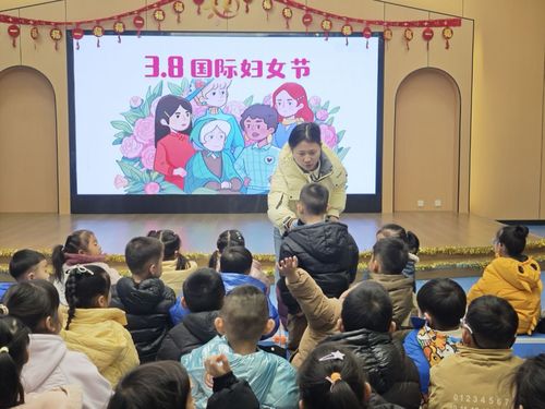 小班游戏载体,小班游戏载体的趣味世界