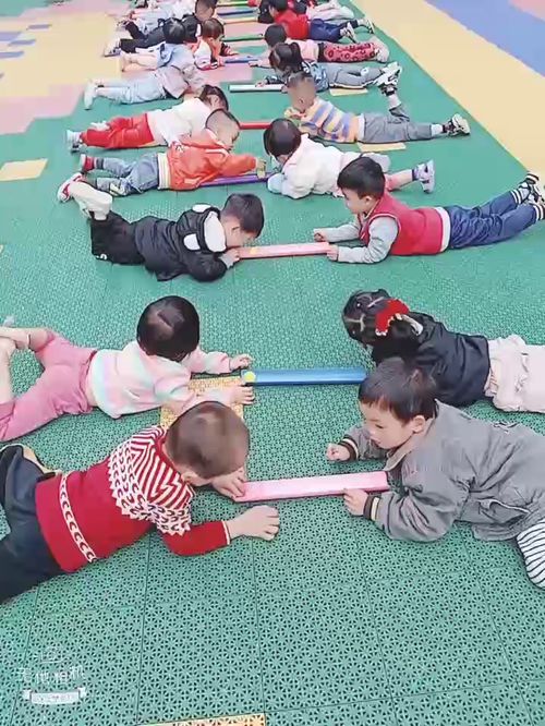 幼儿园小朋友的游戏,幼儿园快乐游戏时光